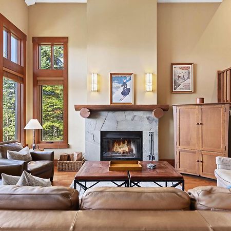 Taluswood The Heights 18 | Mountainside Townhome W/ Ski Access, Hot Tub, Tranquil Views Whistler Eksteriør bilde