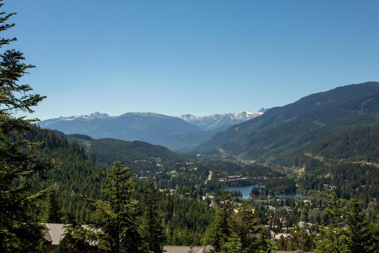 Taluswood The Heights 18 | Mountainside Townhome W/ Ski Access, Hot Tub, Tranquil Views Whistler Eksteriør bilde