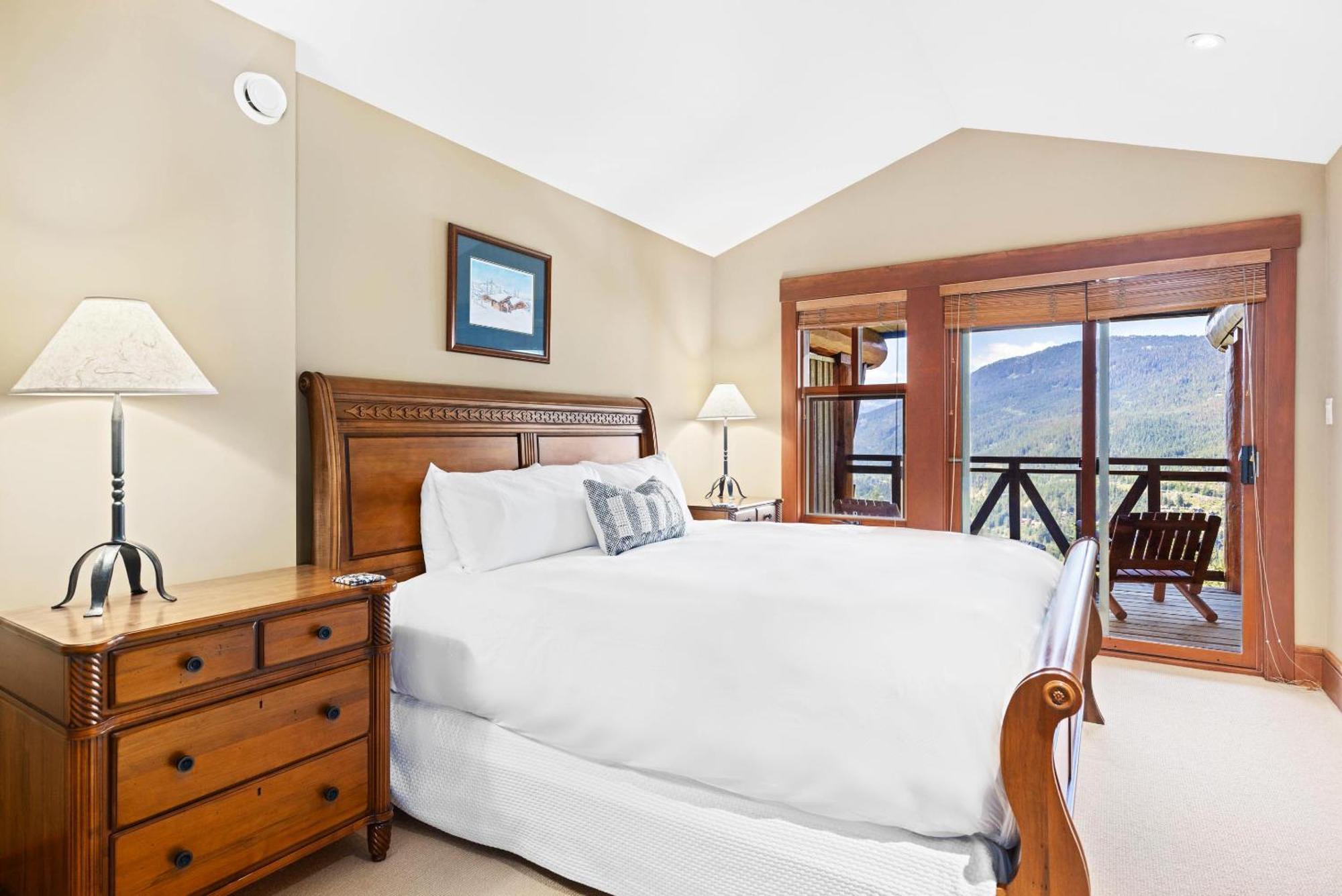 Taluswood The Heights 18 | Mountainside Townhome W/ Ski Access, Hot Tub, Tranquil Views Whistler Eksteriør bilde